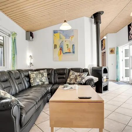Gravers - 100m From The Sea By Interhome *